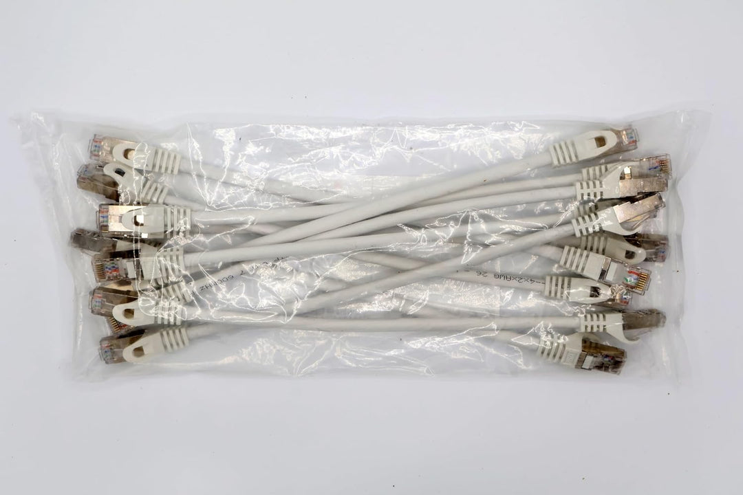 1aTTack.de 0,25m - weiss - 10 Stück CAT.7 Netzwerkkabel Patchkabel SFTP PIMF LSZH Gigabit Lan Kabel