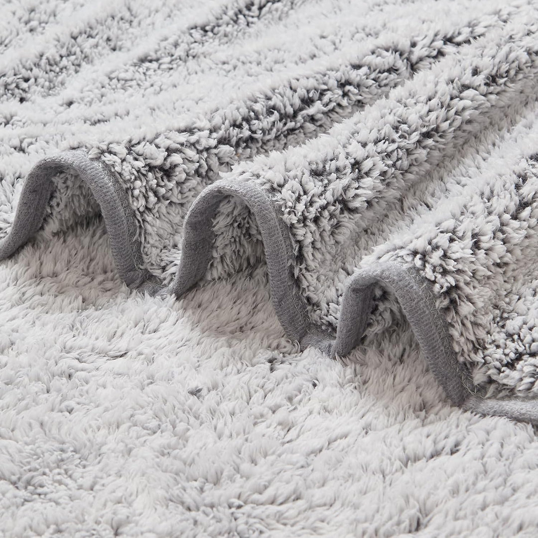 EMME Sherpa Kuscheldecke, Dicke und Elegant, Sofadecke Doppelgesicht Extra Weich, Warme Gemütliche W