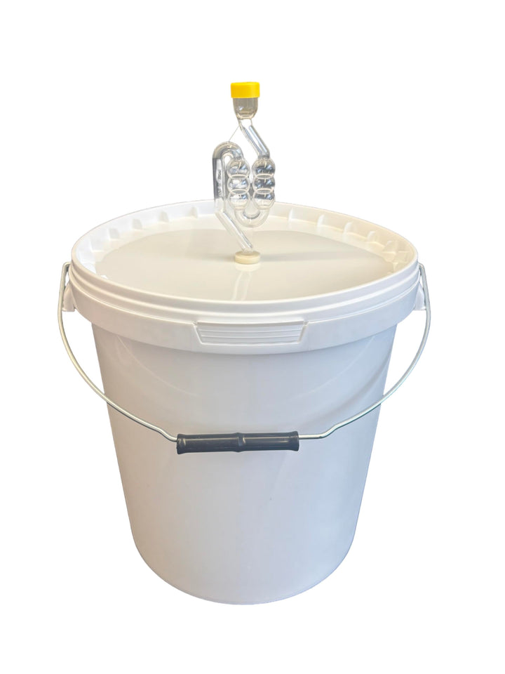 Gärbehälter 15L Fermentationsbehälter mit Gärröhrchen Deckel Dichtgummi Gäreimer Eimer für Bier Wein
