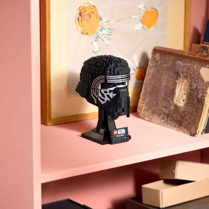 LEGO Star Wars: Das Erwachen der Macht: Kylo Ren Helm (75415); Bauset für Erwachsene