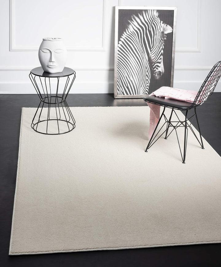 Mia´s Teppiche Emma Wohnzimmer Teppich, Kurzflor, 80x150 cm, Creme 80 x 150 cm Creme, 80 x 150 cm Cr
