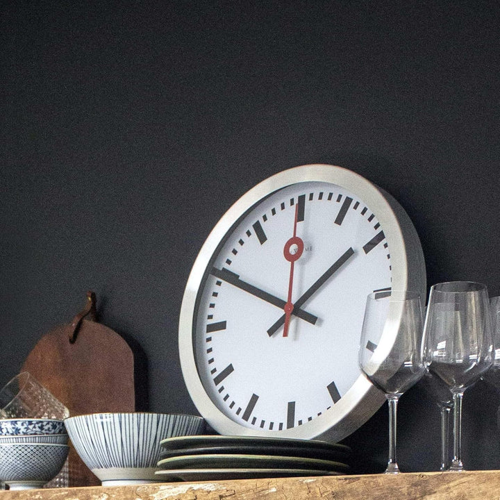 NeXtime 3999ST Wanduhr Bahnhofsuhr STATION, lautlos, rund, ø 35 cm, 34.8 x 4.5 cm 34.8 x 4.5 cm Silb
