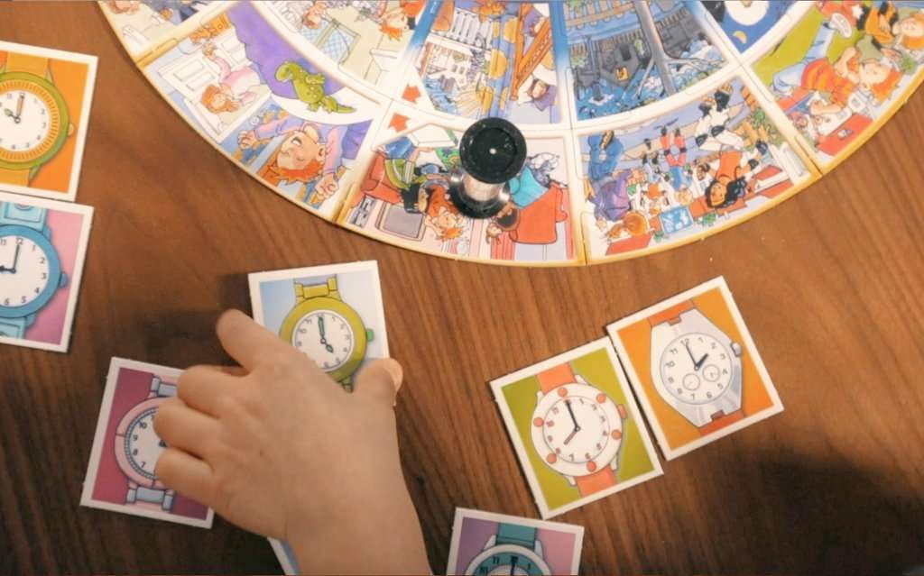 Ravensburger 24995 - Wer kennt die Uhr? & 24976-1x1 Drachen - Lernspiel für Kinder, Rechenspiel für