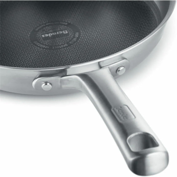 Berndes Wok Tricion Resist 26 cm, Wokpfanne mit Deckel 3,4 l Volumen, für alle Herdarten inkl. Induk