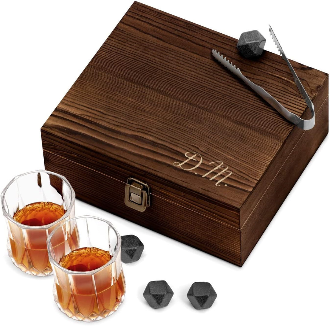 Maverton Whisky Steine Set - in Holzbox mit Gravur - 8 Eiswürfel + 2 Whisky Gläser - wiederverwendba