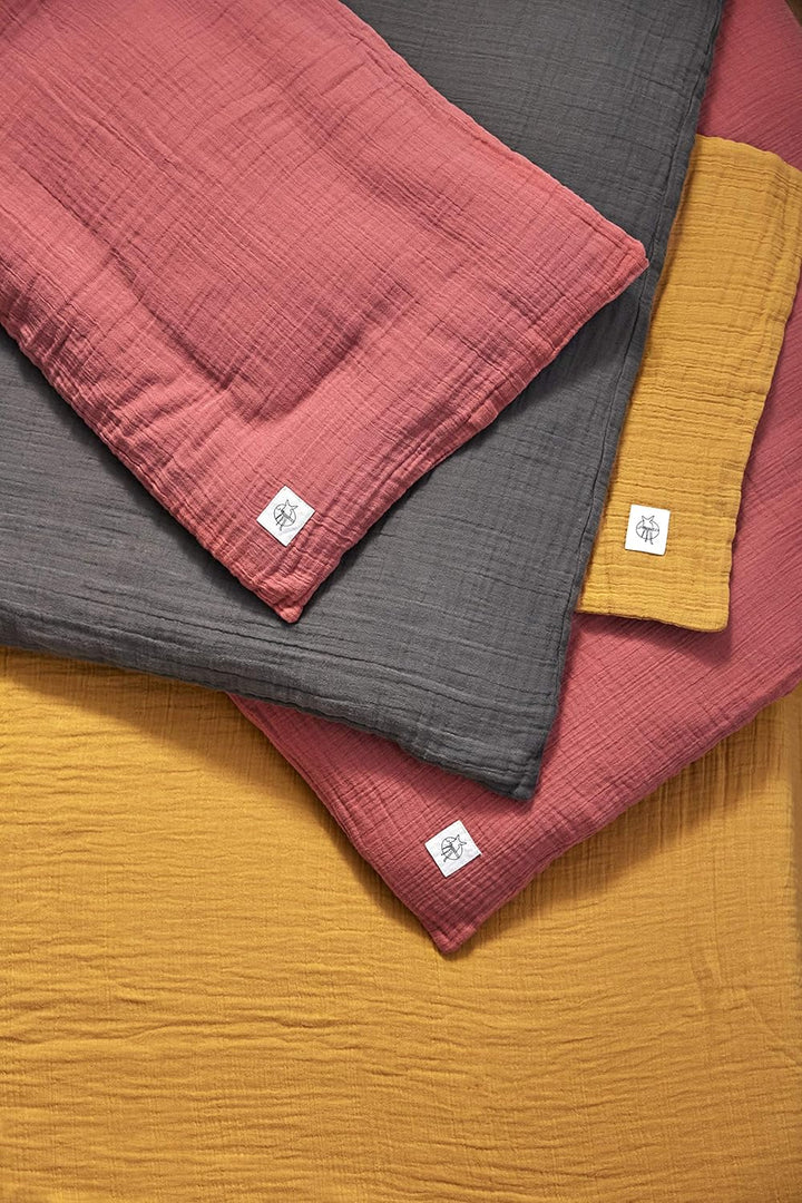 LÄSSIG Baby/Kinder Bettbezug (100 x 140 cm) und Kissen (40 x 60 cm) GOTS Muslin Baumwolle rosewood R