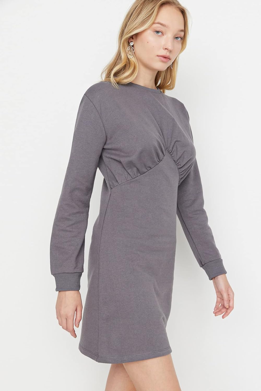 TRENDYOL Damen Woman Maxi Skater Rundhalsausschnitt Webstoff Kleid M Gray, M Gray