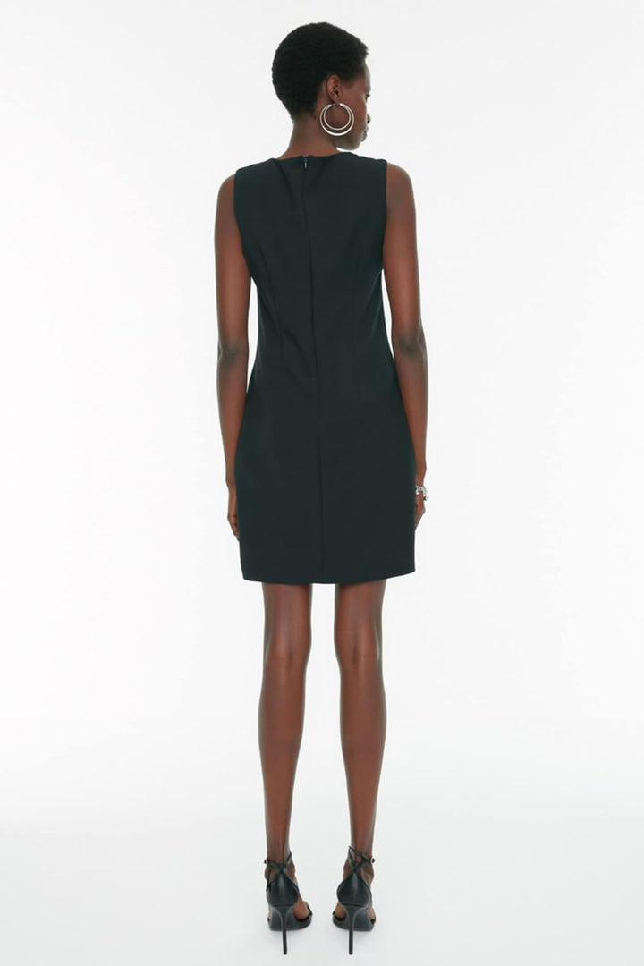 TRENDYOL Damen V-Ausschnitt Basic Kleid Dress 34 Schwarz, 34 Schwarz