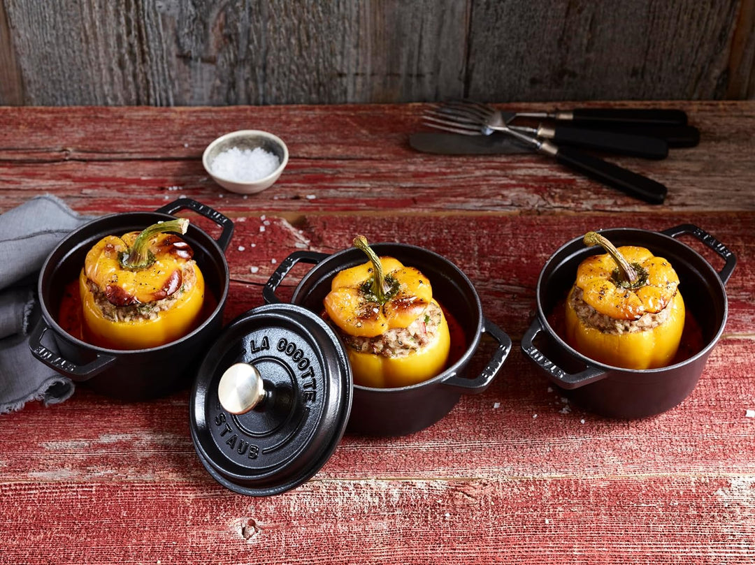 STAUB Gusseisen Bräter/Cocotte, Rund 14 cm, 0,8 L, Aromaregen Funktion, Für alle Herdarten geeignet,