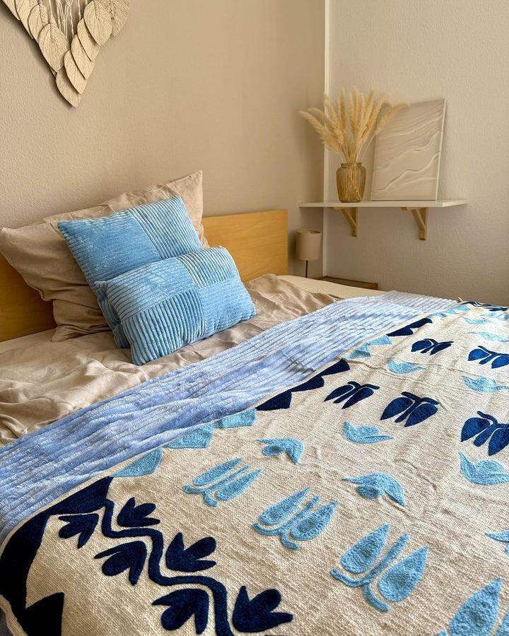 Set aus 2 dekorative Kissen aus Cord 43 x 43 cm Blau Millet
