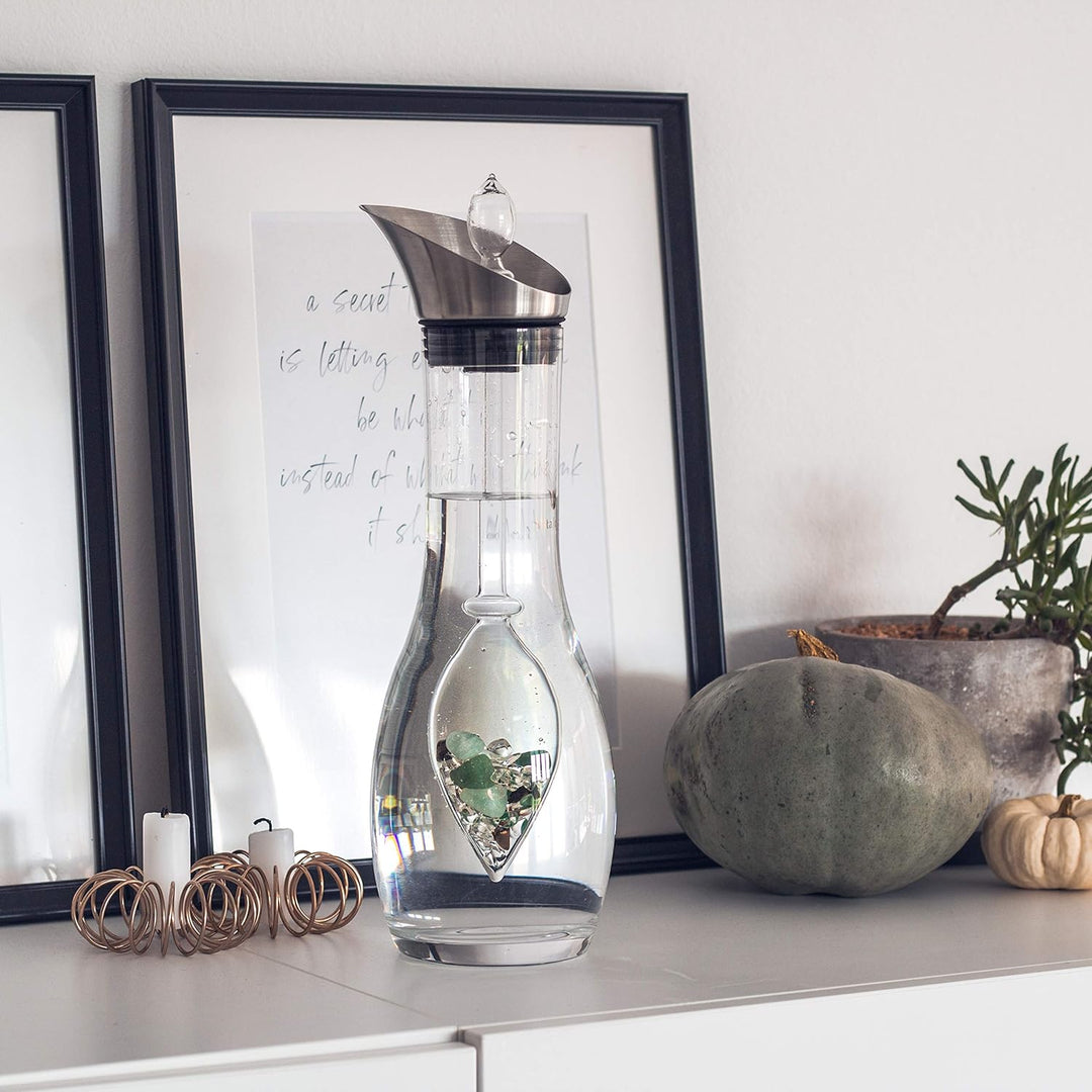 VitaJuwel Vitality Edelsteinwasserset für Zuhause (Karaffe Era & Phiole) mit Smaragd & Bergkristall