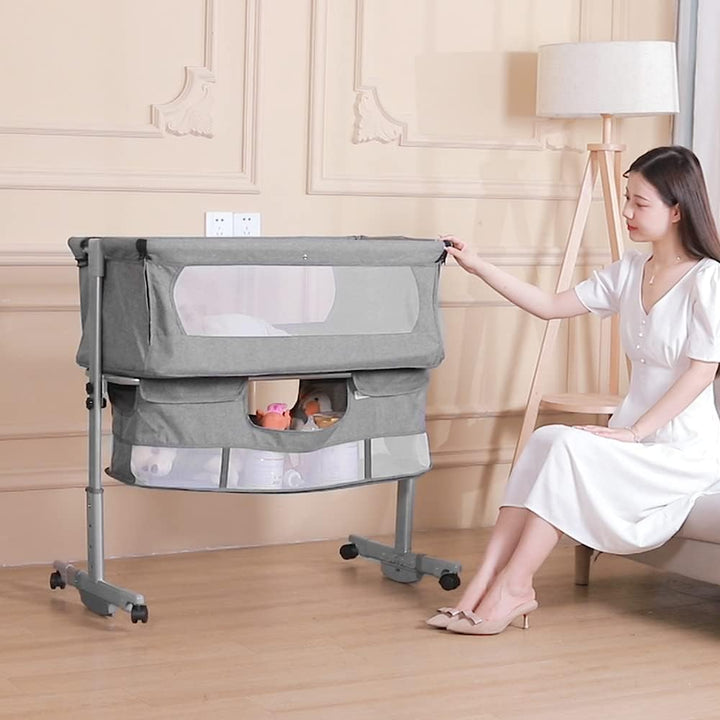 homewell 3 in 1 Babybett Beistellbett, Wiege mit Moskitonetz und Aufbewahrungskorb, Faltbares, Neigu
