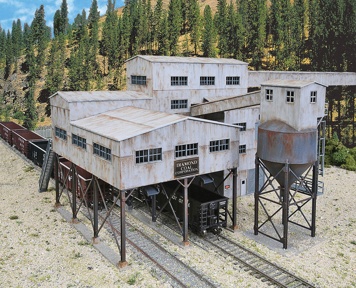 Walthers Cornerstone 933-4046 - Kohlenmine Diamond Coal Modelleisenbahnzubehör 49.2 by 33.4 by 19cm,