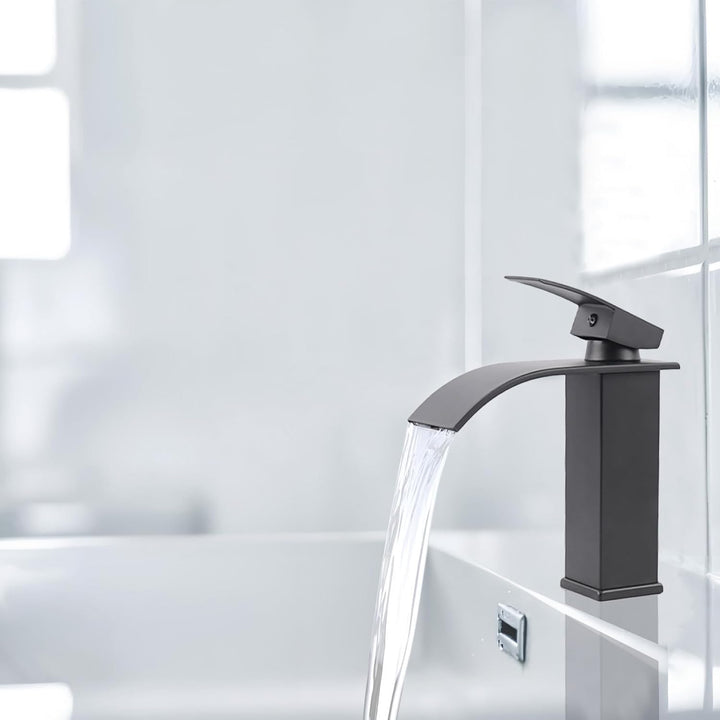 Wasserfall Wasserhahn aus Edelstahl Waschtischarmaturen Geräuschlose Wasserhahn Bad Einhebel Warmes