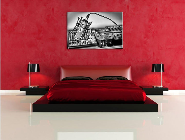 Pixxprint Mikrofon mit Musikanlagen als Leinwandbild/Grösse: 100x70 cm/Wandbild/Kunstdruck/fertig be