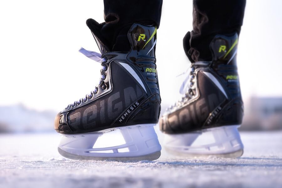Reign Erwachsene Nemesis Hockey Skate Schlittschuhe, Schwarz, 38
