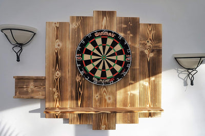 Wooden Dartboard Surround | Premium Dart-Wandschutz & Tablet-Halter (Optional) | Geflammter Burned L