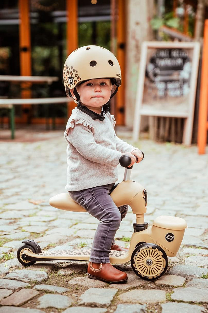Scoot & Ride Unisex – Babys Highwaykick 1 Lifestyle Kickboard mit Sitz und Behälter… Leopard, Leopar
