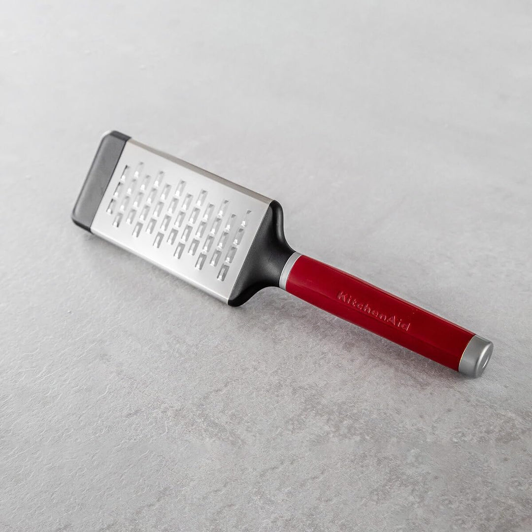 KitchenAid Käsereibe, 2-seitige Reibe aus geätztem Edelstahl mit mittelfeinen Reibelöchern –Empire R