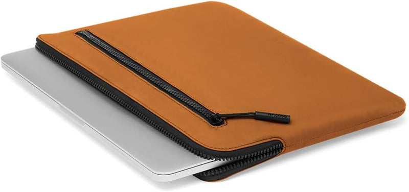 Incase Kompakte Hülle aus Nylon für MacBook Pro mit 13 Zoll (33 cm), Thunderbolt 3 (USB-C) und MacBo