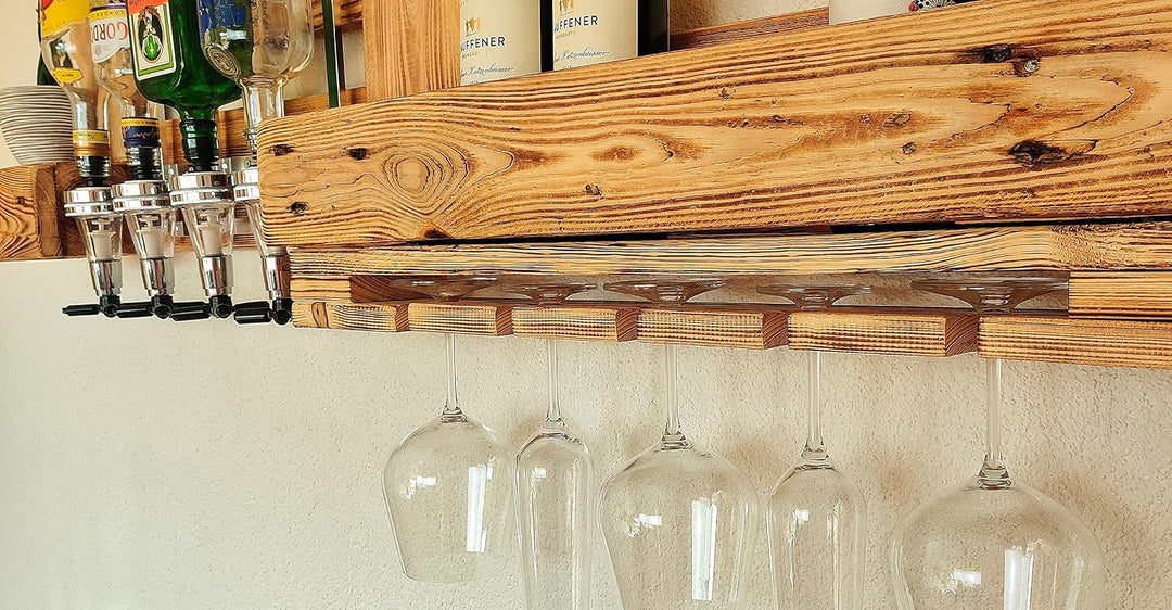 Wandbar mit Getränkespender Weinregal aus Palette Weinbar aus Holz 4 Dosierer Schnapsbar mit Flasche