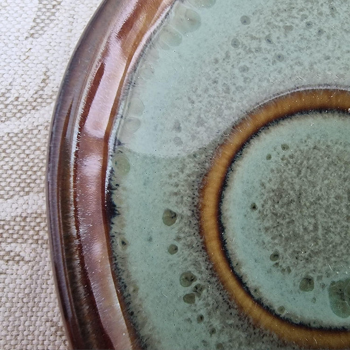 PintoCer - Espresso Kaffeetassen aus weissem Steingut, ohne Griff mit brauner Untertasse (Schwarz/Gr