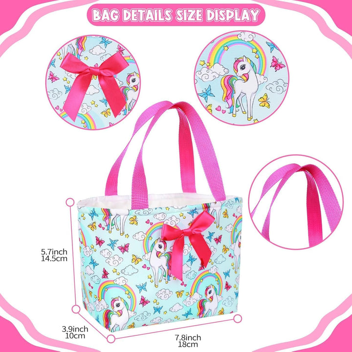 Babypuppe Zubehör Set – 13-teilig mit Puppenwickeltasche Kleid Kamm Spiegel Windel Lätzchen Aufklebe