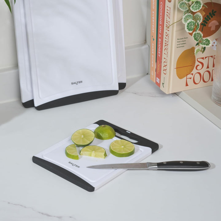 Salter Schneidebrett-Set, Kunststoff, 3er-Set, Schwarz/Weiss | Beidseitig nutzbar, rutschfester Grif
