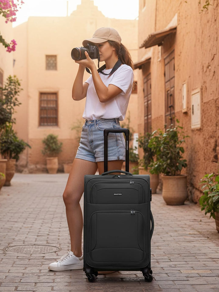 SMARTBOX Weichgepäck Check-in Koffer für Damen & Herren | Mittelgrosser Trolley 41 x 27 x 67 cm | 4