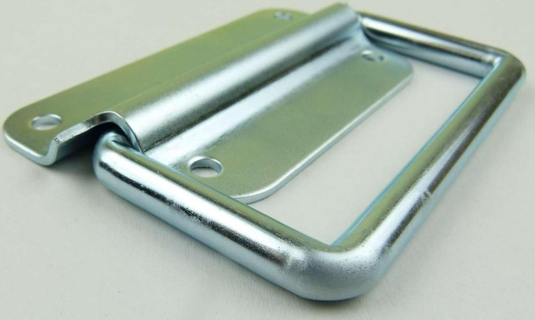Adam Hall Hardware 3440 M24 AH - 24er Set Klappgriff / Kistengriff silber 4-Loch zweiteilig