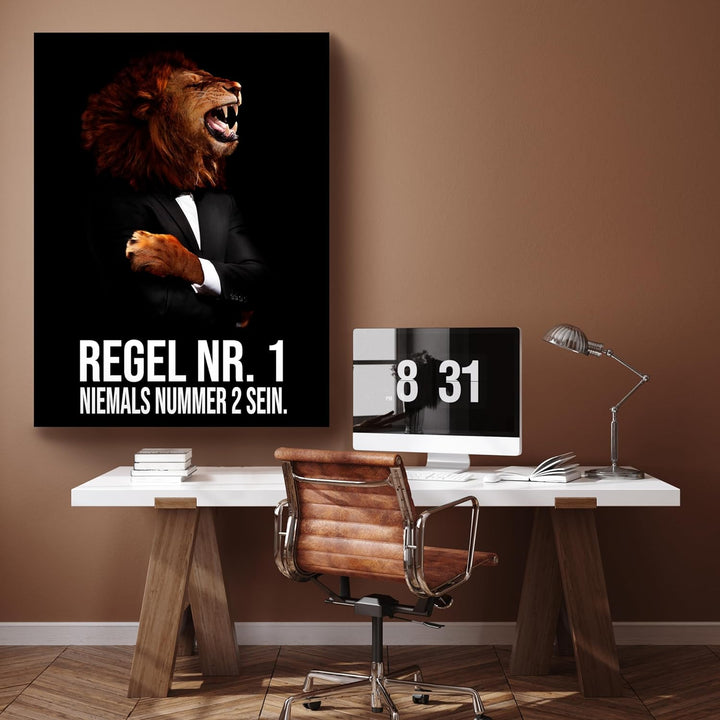 wandmotiv24 Leinwand-Bilder Löwen, Grösse 60x45cm, Hochformat, Löwe in Anzug, Regel, Katze, Tiere, M