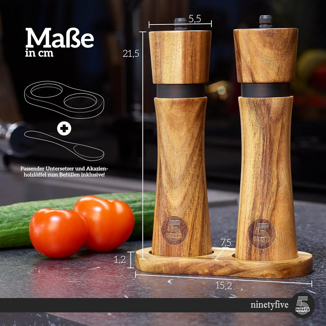 ninetyfive® edles Pfeffermühlen Set aus Holz | Salz und Pfeffermühle + Untersetzer und Einfülllöffel