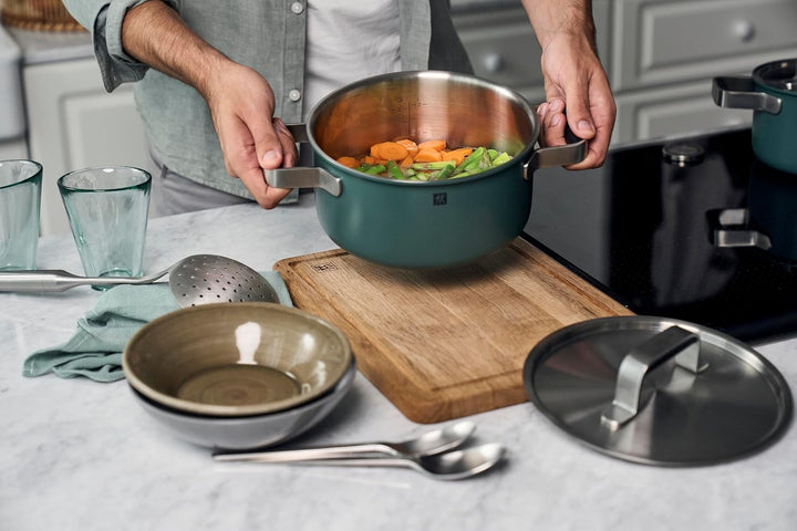 ZWILLING PURE Kochtopfset, 5-tlg, 18/10 Edelstahl, Keramik-Aussenbeschichtung, Stay-Cool-Griffe, Spü