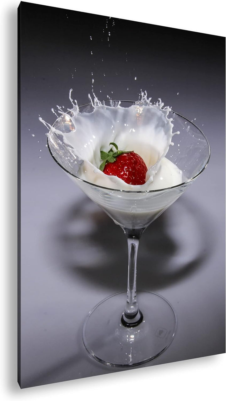 deyoli kleines Cocktailglas mit Erdbeere und Sahne im Format: 80x60 als Leinwandbild, Motiv fertig g
