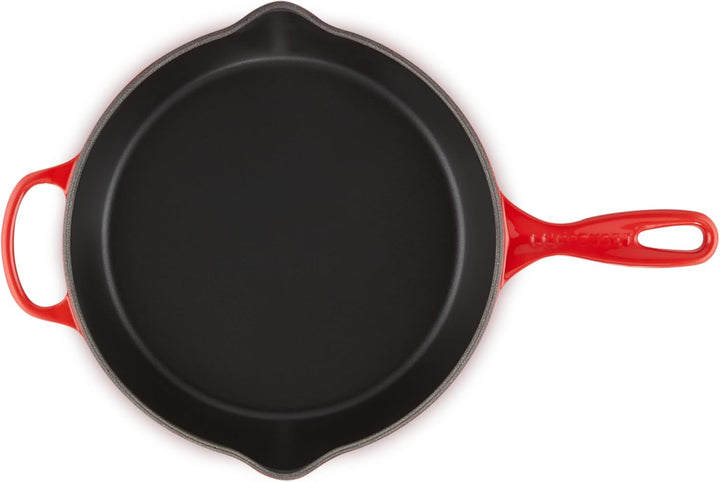 LE CREUSET Signature Hohe Brat- und Servierpfanne aus Gusseisen, für alle Herdarten und Backöfen, 26