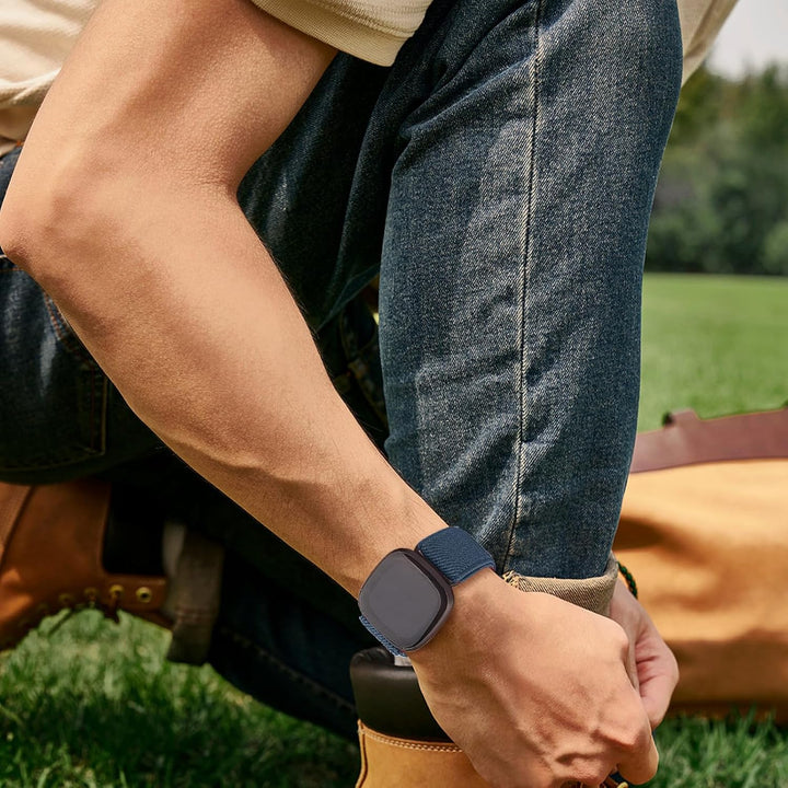 4 Stück Stretch Nylon Armbänder, Kompatibel mit Fitbit Versa 4/Fitbit Versa 3 Armbänder/Fitbit Sense