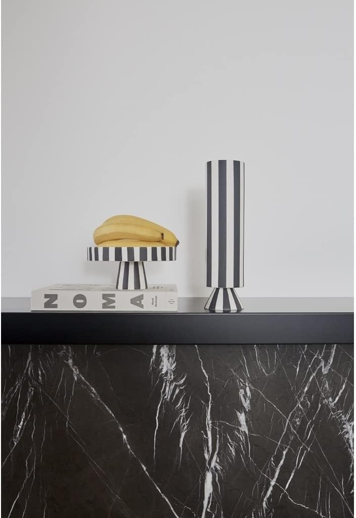OYOY Living Toppu Tray Black / White Schale Dekoschale Rund Keramik Gestreift Schwarz Weiss 20x9 cm