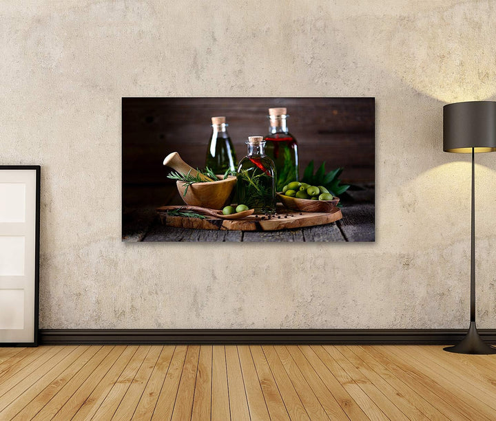 islandburner Bild auf Leinwand Oliven Öl Und Flaschen Oliven Kräuter Vor Dunkelem Hintergrund Bilder