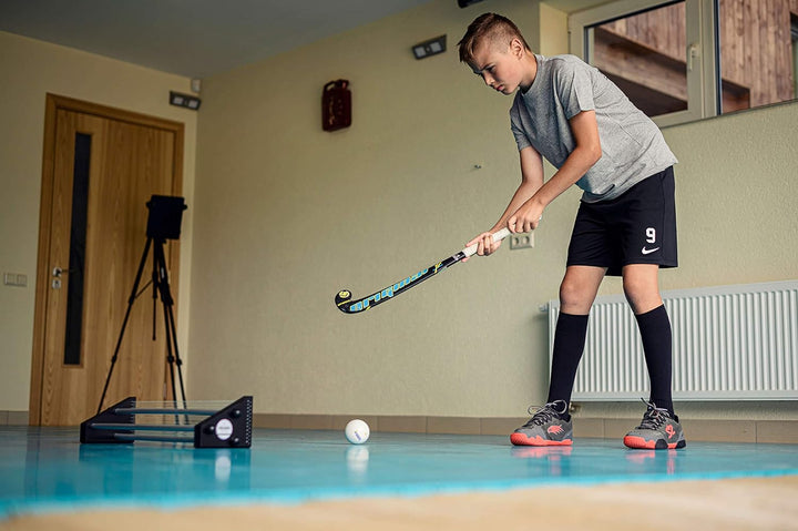 Training aid to Improve Ball Control - Field Hockey REBOUNDER