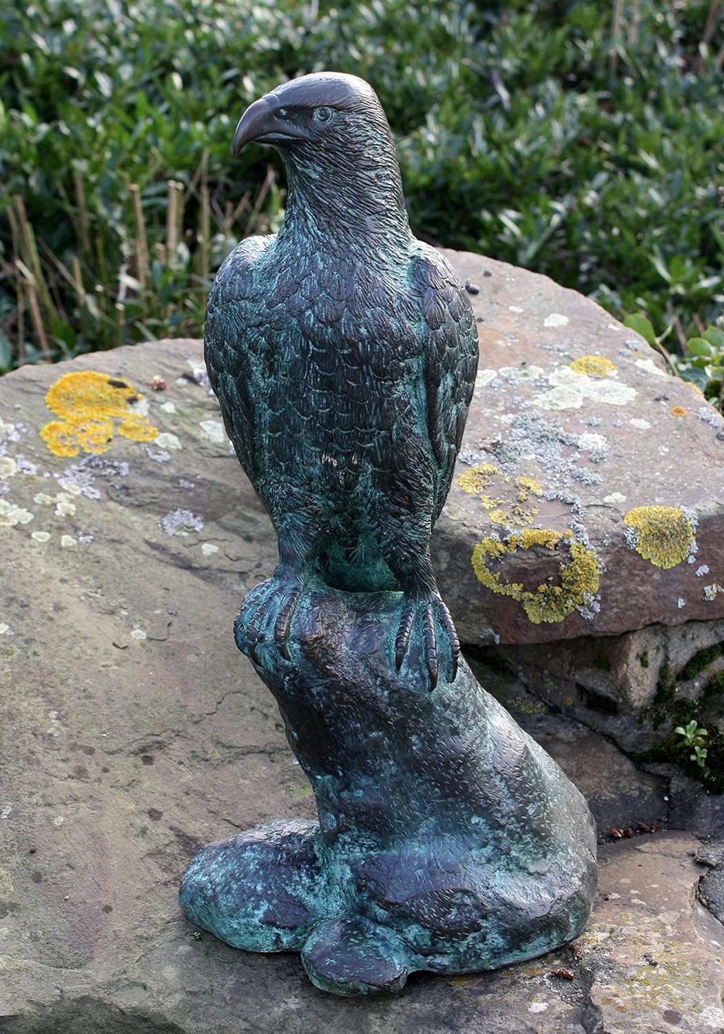 H. Packmor GmbH Bronzefigur Adler auf Felsen Raubvogel Vogel Gartendekoration Vogelskulptur