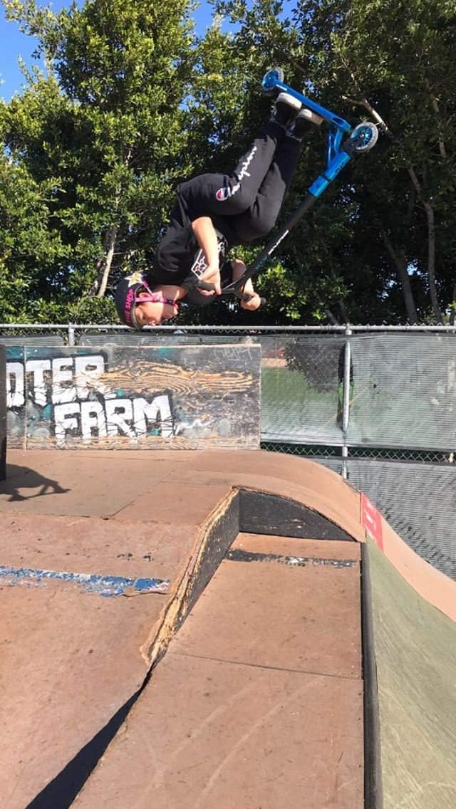 SOKE Stunt Scooter PRO Kick-Scooter mit ABEC 9 Kugellager Tretroller Trick Roller für Erwachsene und