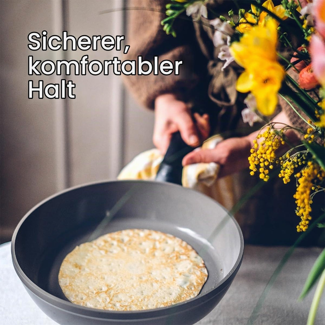 Fissler Ceratal Comfort / Aluminium-Pfanne frei von PFAS/PTFE, Keramik-beschichtet (Ø 26 cm) Ceramic