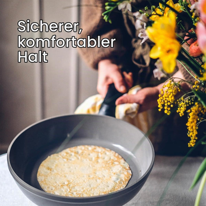 Fissler Ceratal Comfort / Aluminium-Pfanne frei von PFAS/PTFE, Keramik-beschichtet (Ø 26 cm) Ceramic