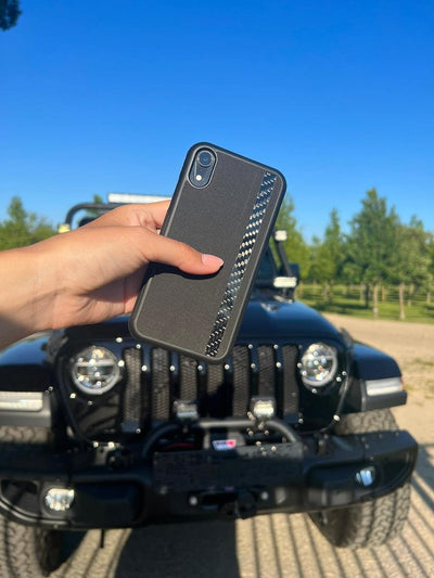 FLG | Alcantara Hülle für iPhone 13 Pro Case mit Carbon Fiber Handyhülle Schwarz – kompatibel mit iP