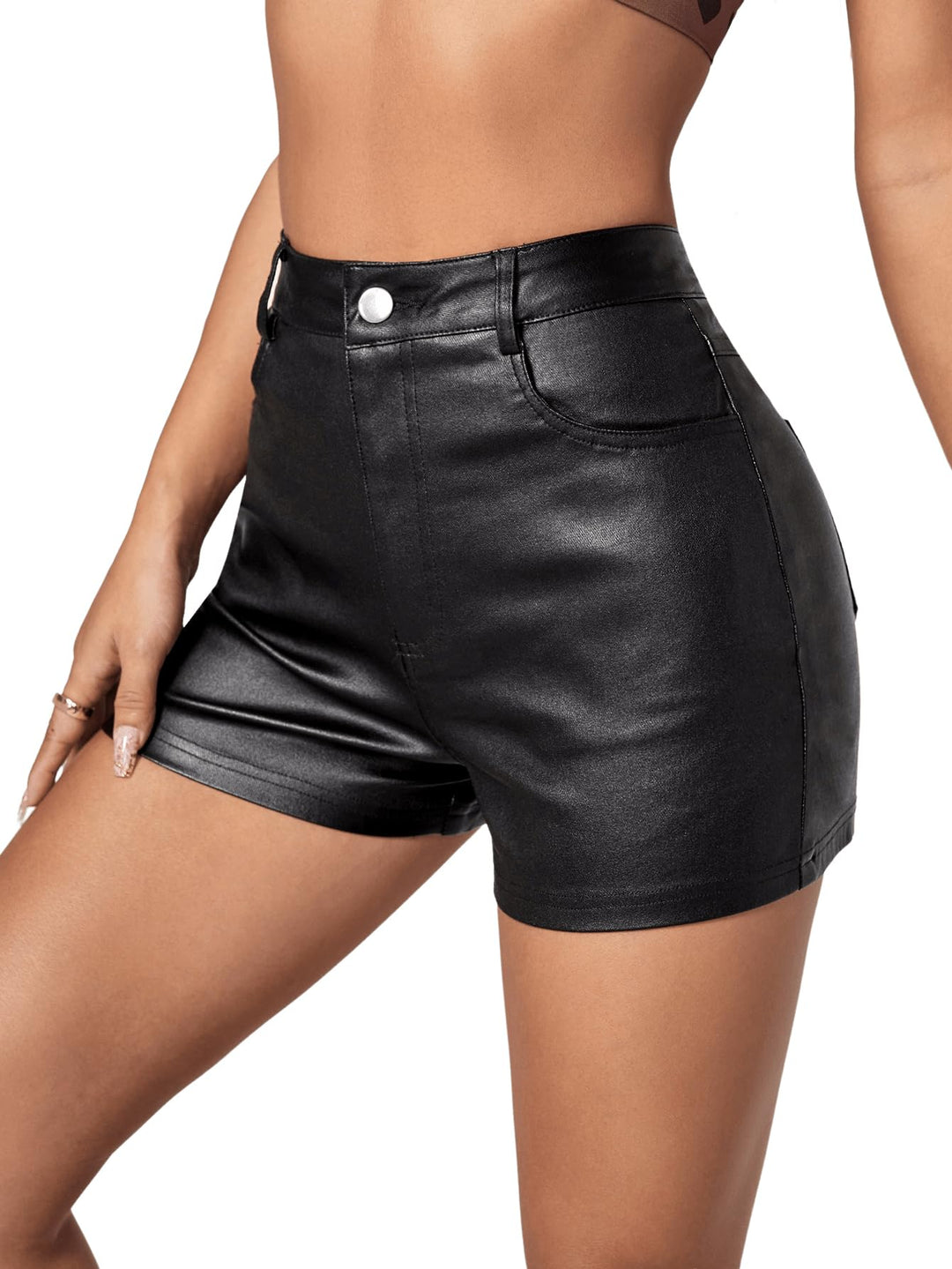 GORGLITTER Damen Stretch Shorts Kurze Hose PU Lederoptik Kunstlederhose Nachtclub Hosen mit Öse und