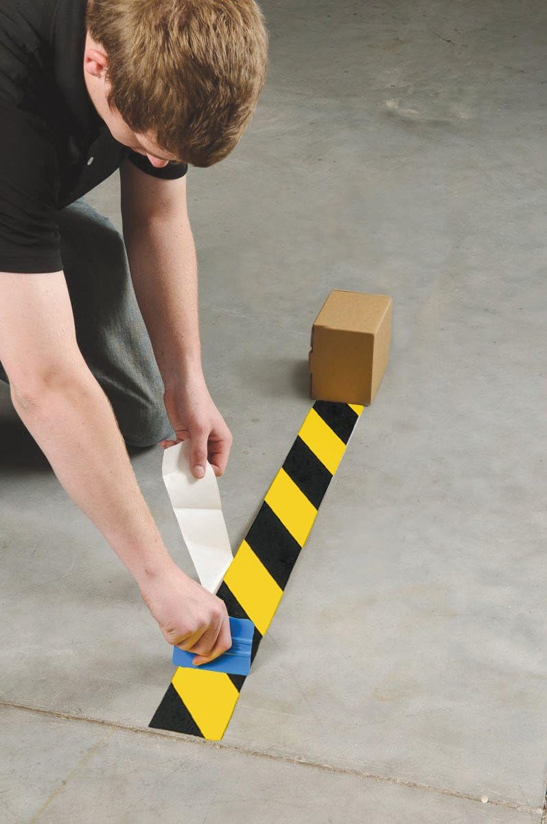 Brady Toughstripe Striped Ribbon, 101,60mm x 30,48m, Schwarz/Gelb 101.60 mm Schwarz/Gelb, 101.60 mm