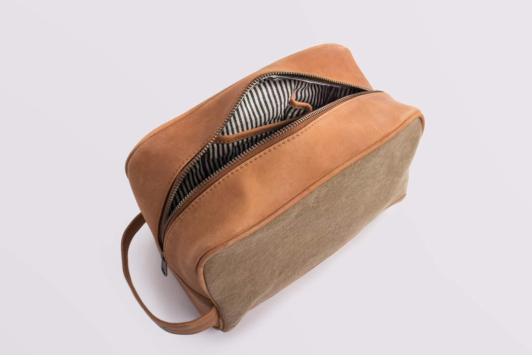 HOLZRICHTER Berlin - Kulturtasche aus Leder & Canvas für Damen & Herren (No-3-1), Kulturbeutel 15x25