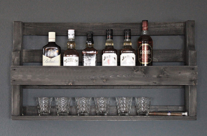 Dekorie Whisky Regal aus Holz - mit Gläserhalter - Schwarz - Industrie Stil - fertig montiert - Wand