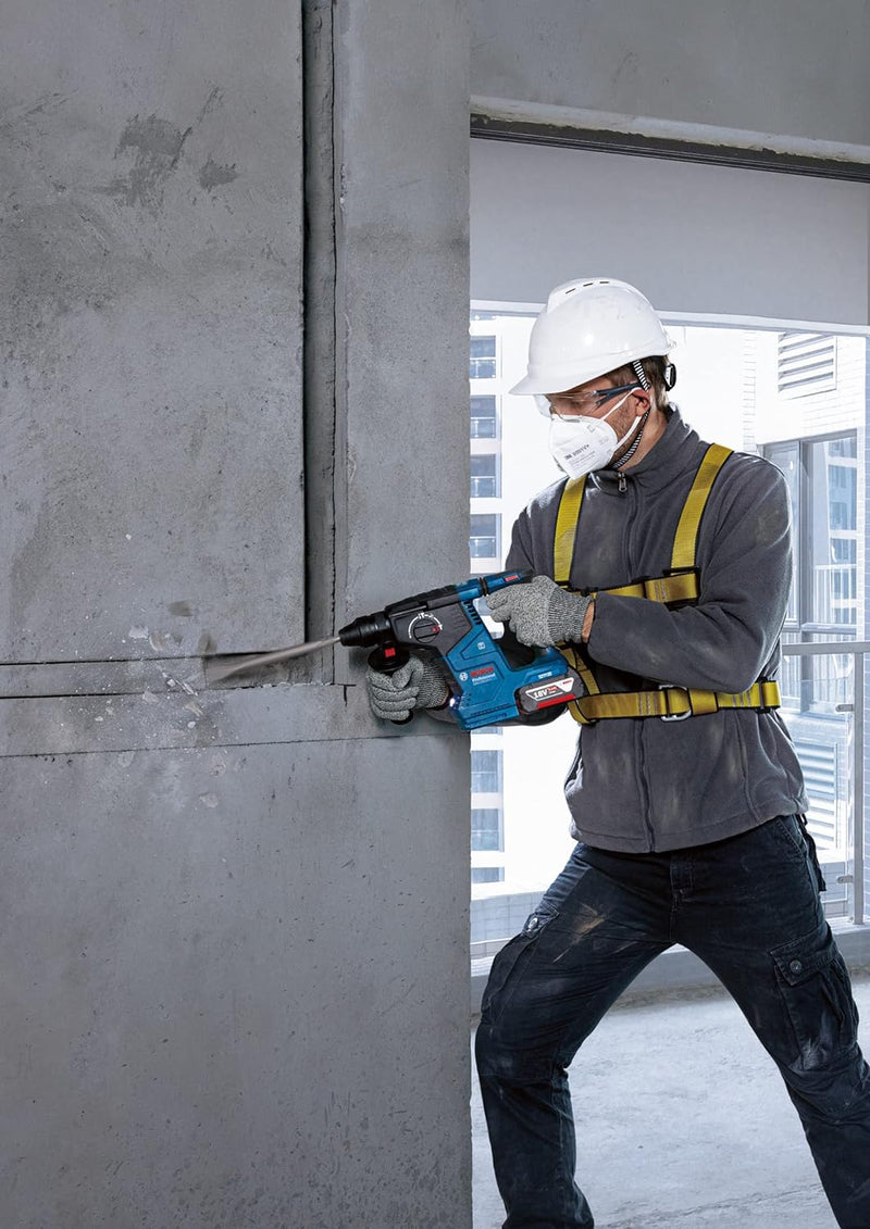 Bosch Professional 18V System Akku-Bohrhammer GBH 18V-24 C (mit SDS plus, ohne Akkus und Ladegerät,
