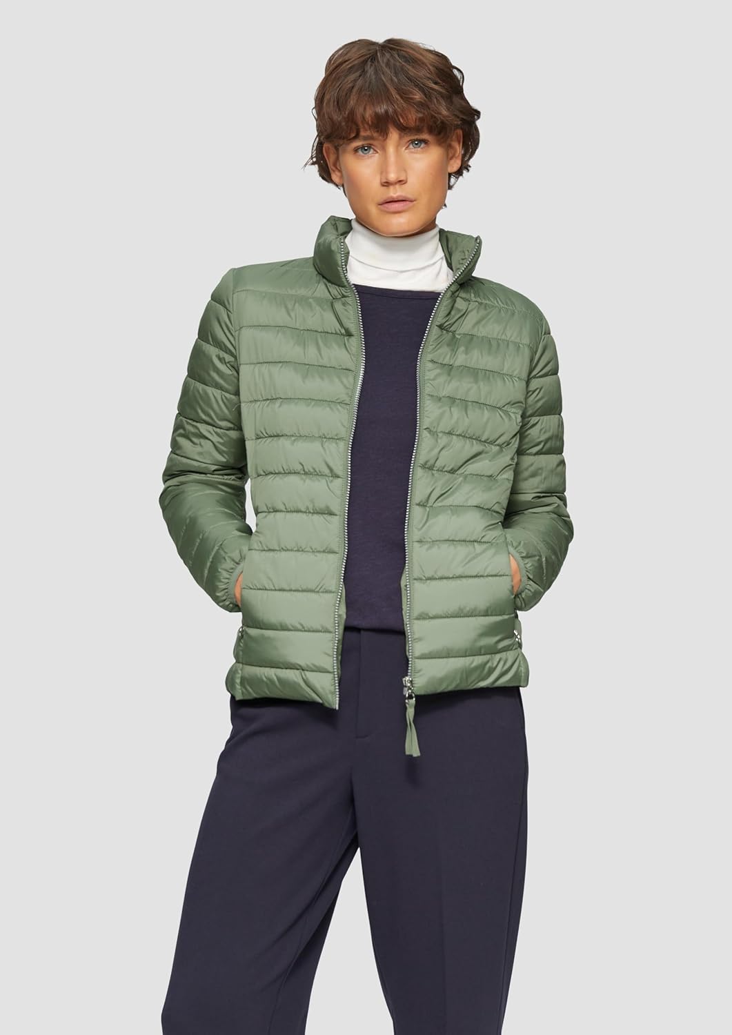 s.Oliver Herren Steppjacke – Slim Fit, leicht wattiert, Stehkragen – Für Outdoor, Übergangszeit & Ci